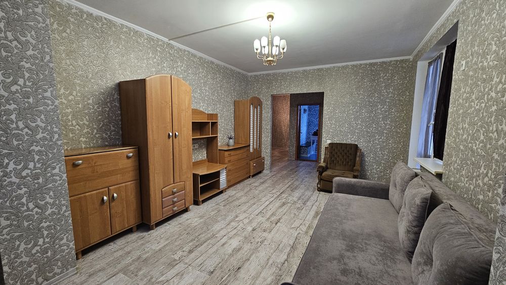 Сдам 1 ком квартиру с Ремонтом на Бочарова- в доме есть Генератор !