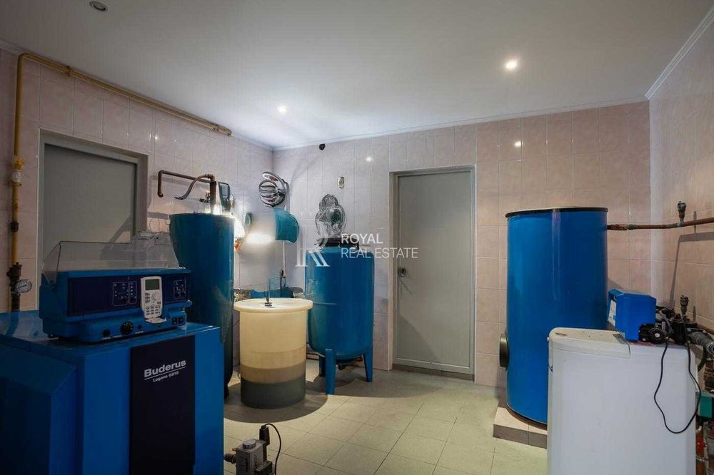 Продаж Будинок Вишеньки Бориспільський район КМ «Золоче» 10 кімнат 495 м² Басейн Гостьовий будинок Сауна 2 каміни Тепловий насос Тераси