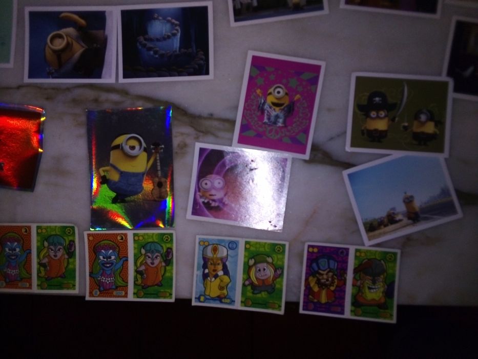 Conjunto de Cromos Minions/Abatons