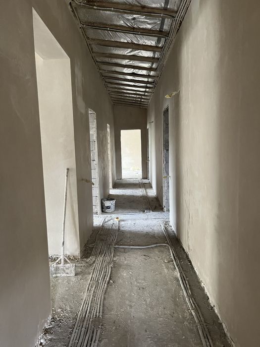 Машинна штукатурка та стяжка