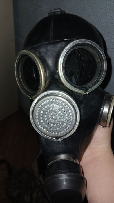 Обменяю противогазы!!