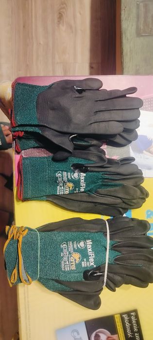 Rękawice maxi flex cut komplet 12par okazja