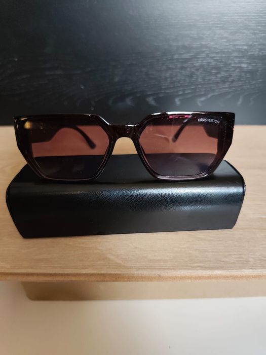 Okulary przeciwsłoneczne louis vuitton.