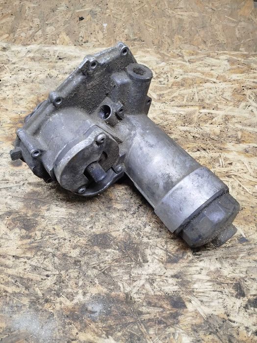 Корпус масляного фільтра 059115405 Audi A6 C5, Volkswagen Passat B5