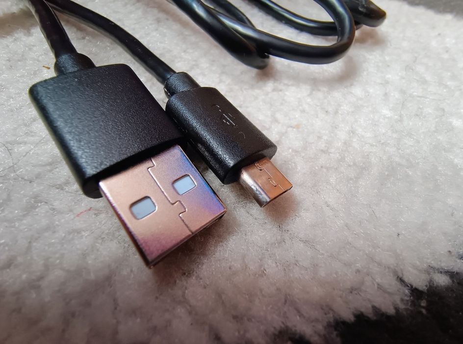 Kabel USB do ładowania