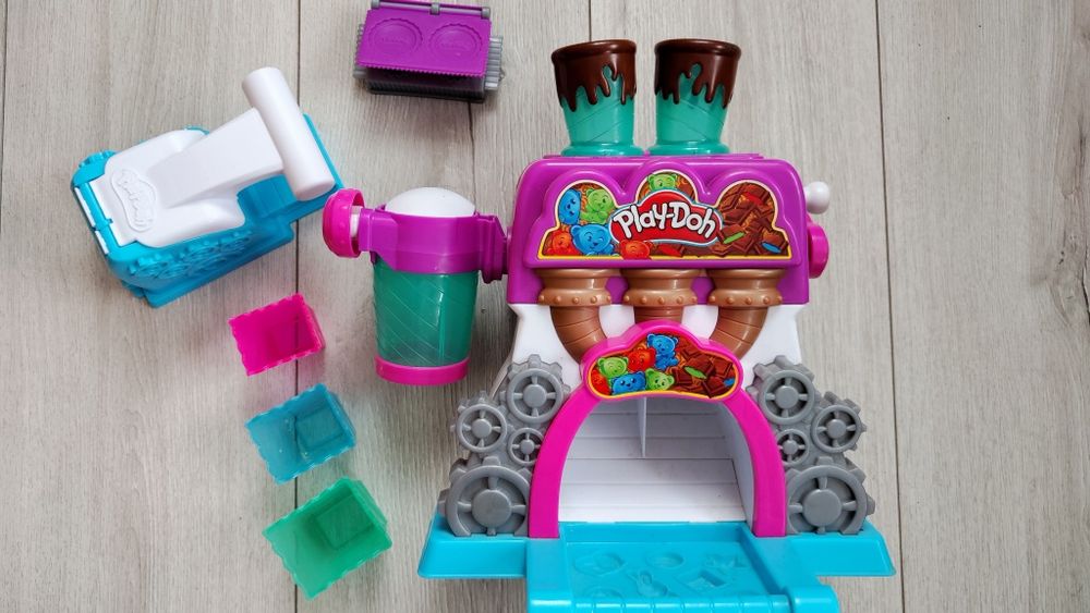Hasbro Ігровий набір Play-Doh Фабрика цукерок