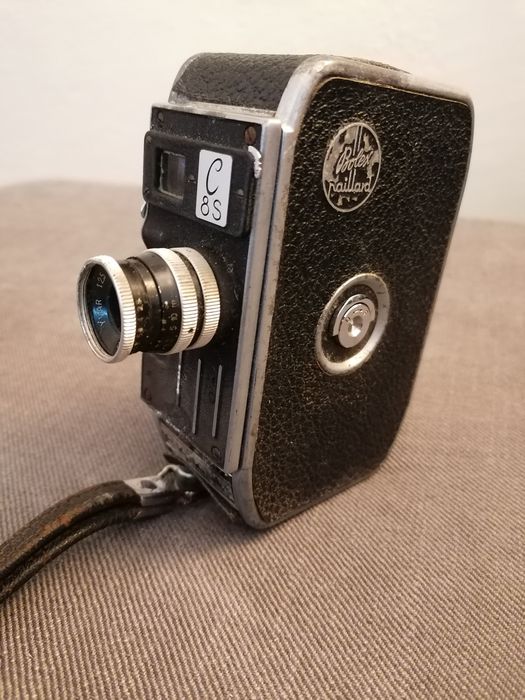 Máquina de filmar Bolex Paillard