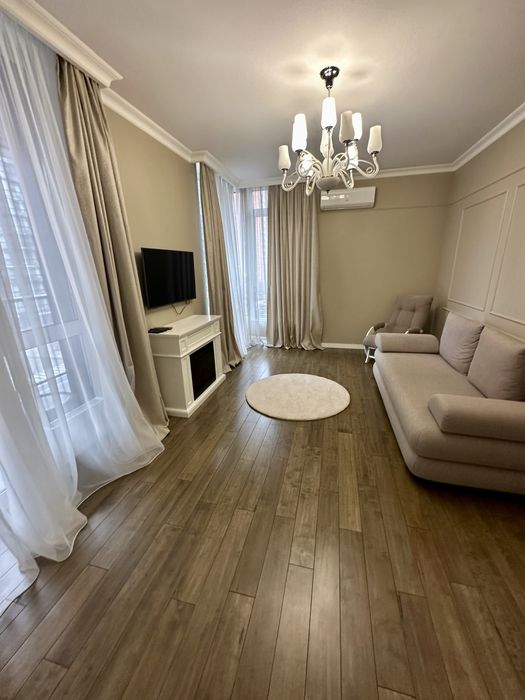 Предславинська 55. Французький квартал 2. Квартира оренда