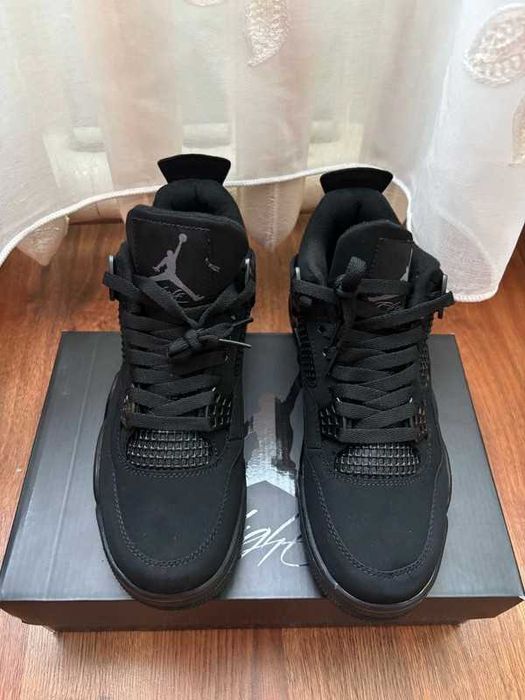 Jordan 4, czarne  .41