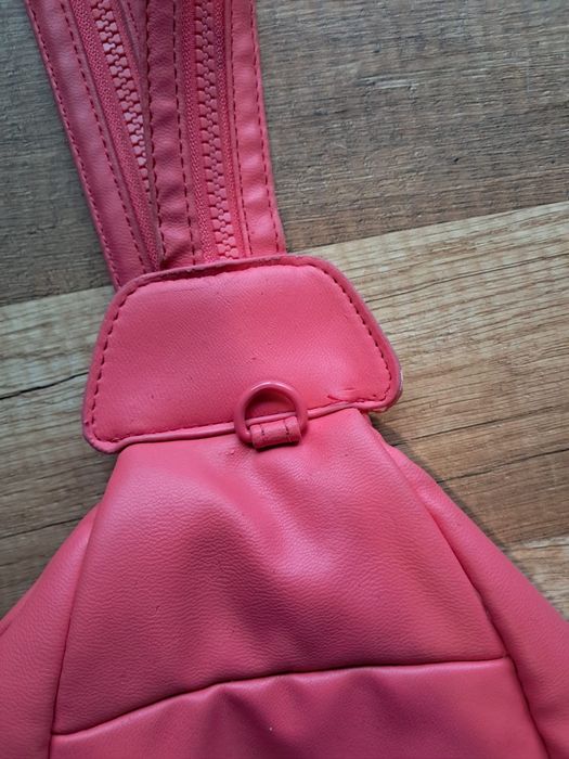 Steve Madden Plecak różowy pikowany na ramię torebka
