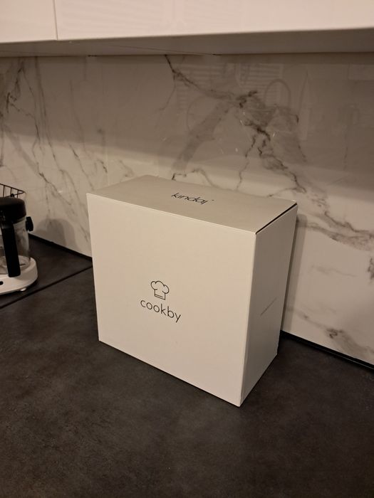 Kinday cookby robot kuchenny