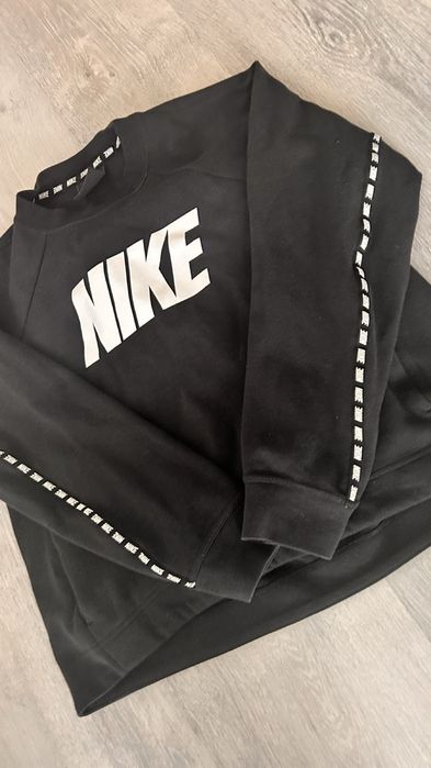 Худі кофта світшот жіночий Nike  s/m розмір