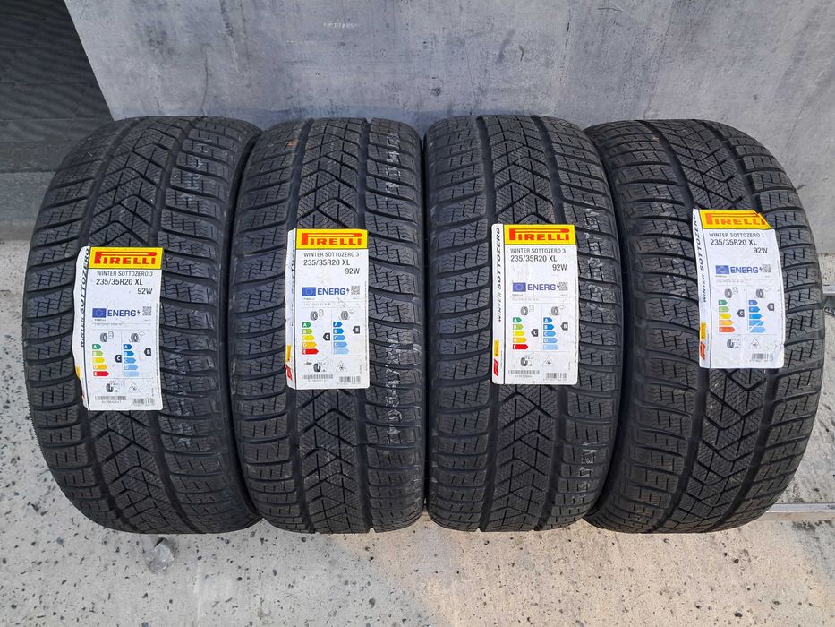 Резина зимова. НОВА 235/35 R20 Pirelli Sottozero 3