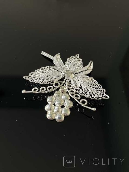 Брошь в национальном украинском стиле 