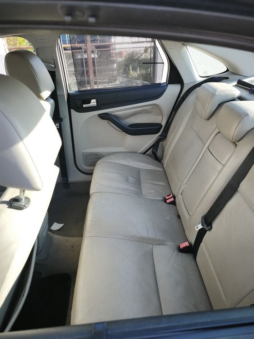 Ford focus Ghia 1.6hdi