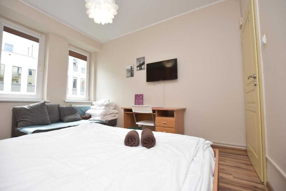 DUKESHOSTEL.pl Wrocław 2 min. od Rynku - mamy wolne, prywatne pokoje i apartamenty z łazienkami, wystawiamy faktury VAT.