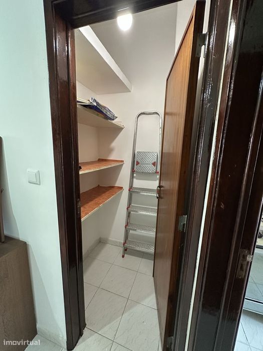 Apartamento T3 espaçoso para arrendamento