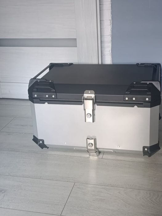 Kufer centralny motocyklowy aluminiowy 65L