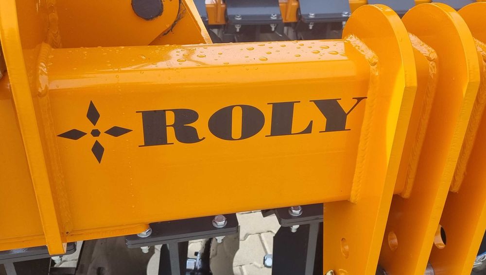 Brona talerzowa składana hydraulicznie ROLY SARAH HYDRO amazone horsch