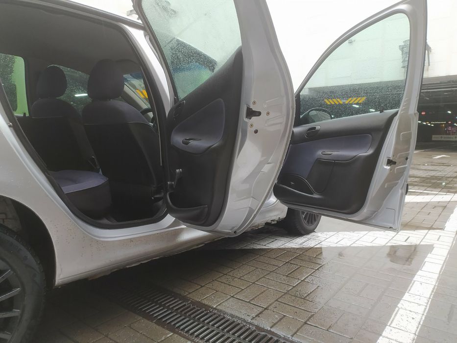 Peugeot 206 XR | 2001 рік | Газ/Бензин | Можливий обмін