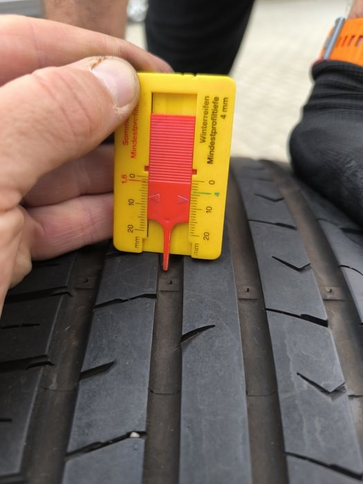 Alufelgi Ford 5x108 17"z oponami letnimi jak nowe