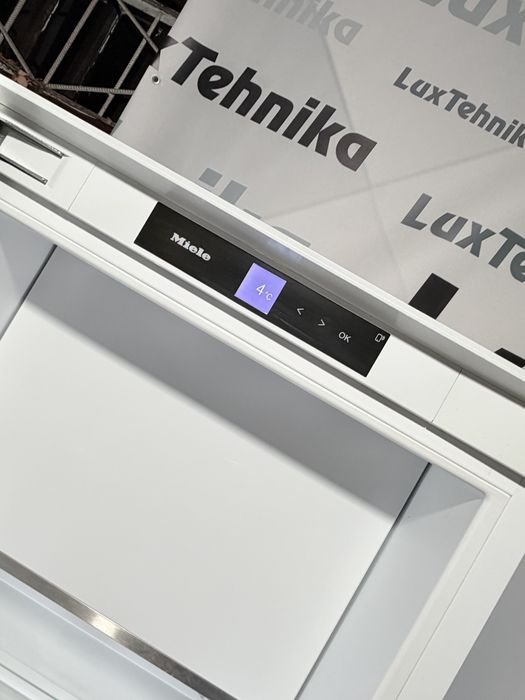 Холодильник Miele , під забудову: 39 500 грн. - Холодильники Луцк
