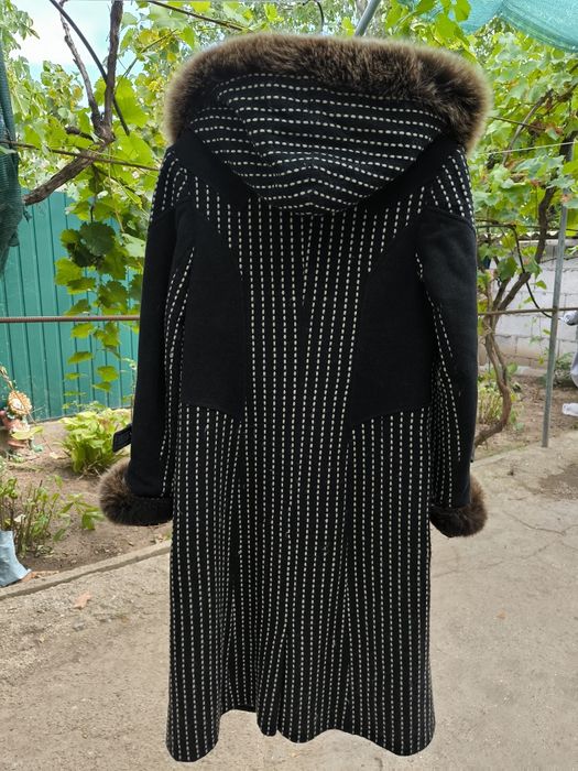 Пальто шерстяне жіноче