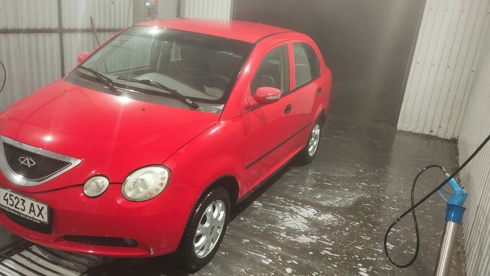 Авто Чері джага.