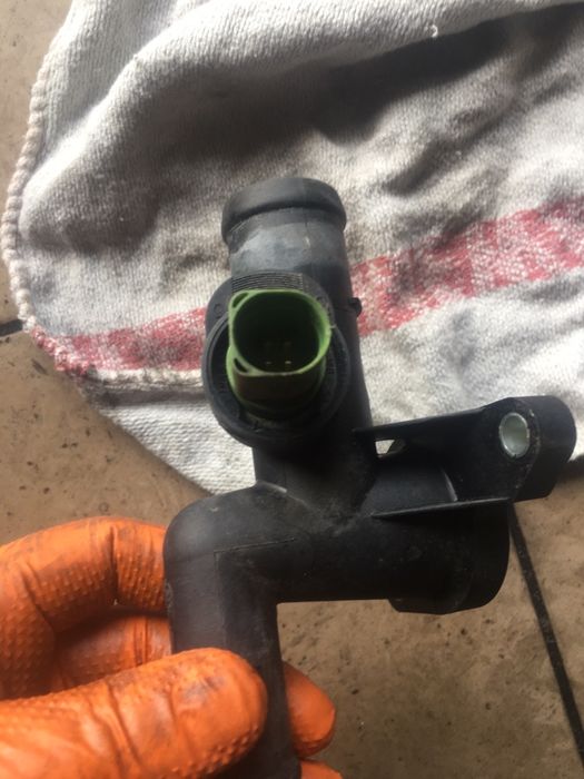 Króciec wody, czujnik temp, Audi, VW 1.8t