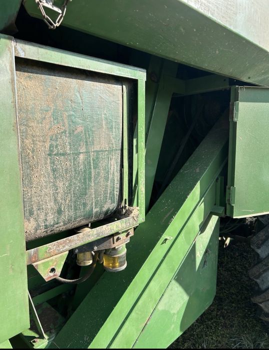 Комбайн зернозбиральний John Deere 965 джон дір  свіжий