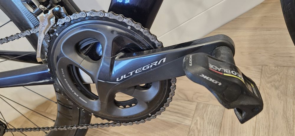 Rower canyon Aeroad CF SL