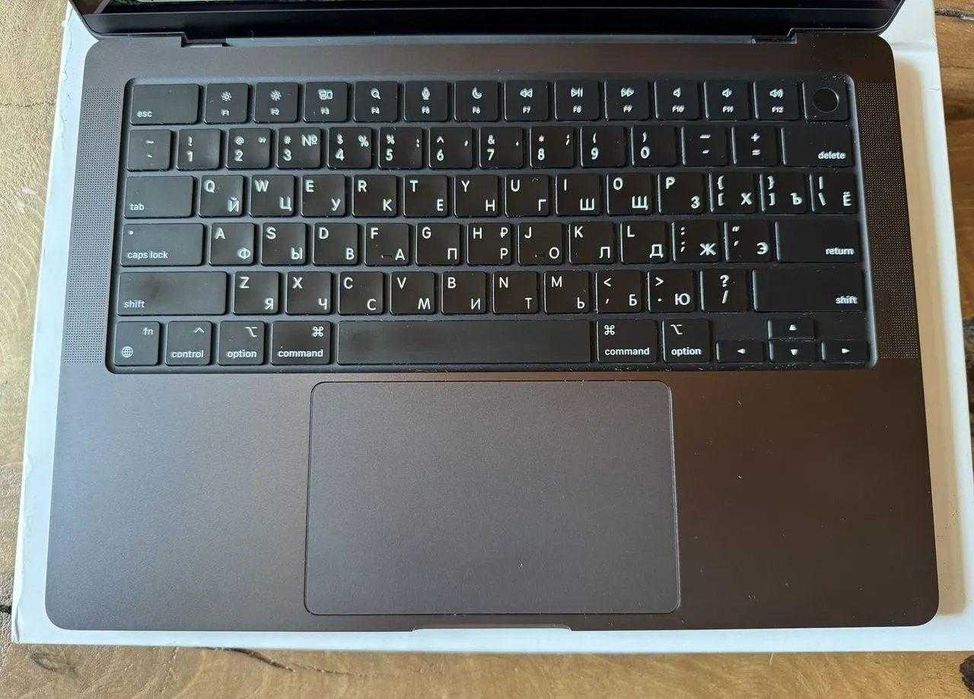 MacBook Pro 14 M3 Pro/18 GB/512 SSD SpaceBlack
