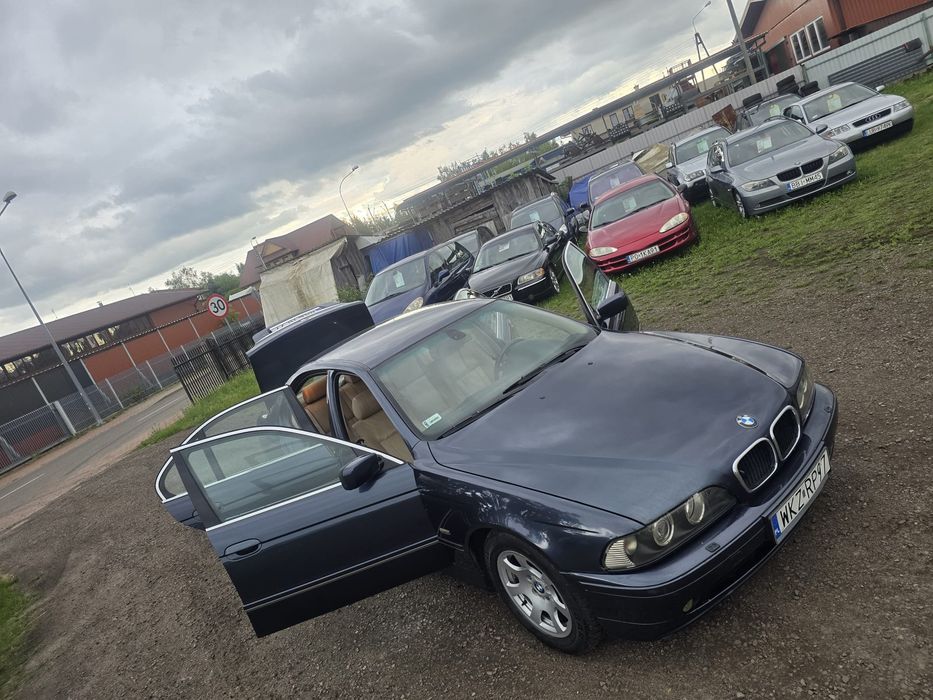BMW E39 polift "skóry navi"