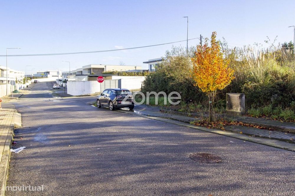 Lote de terreno para construção em Ribeirão, Vila Nova de Famalicão...
