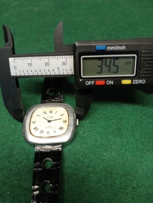 Relógio Titan vintage