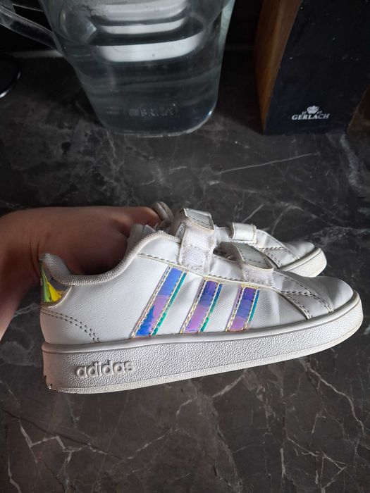 Adidasy dziewczęce