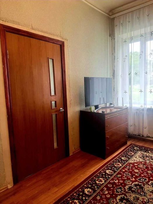 Продам частину будинку з окремим входом у районі вул. Аудиторна.