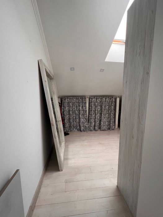 Оренда 2-кімнатної квартири з терасою на Петропавлівській Борщагівці