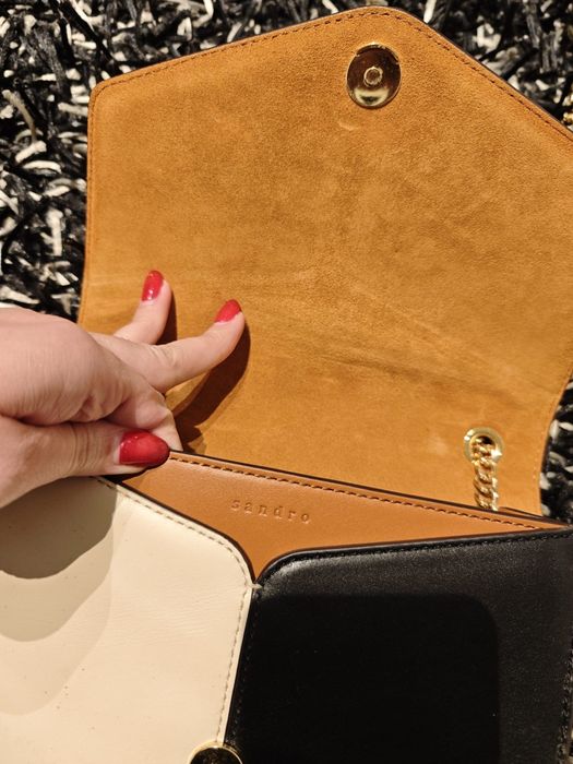 Mala Sandro em ótimo estado