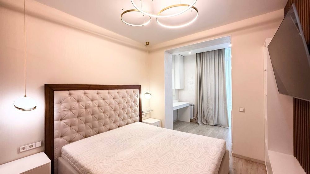 Продам 4-комнатную квартиру в ЖК Атлант. 3 спальни. Мебель и техника.