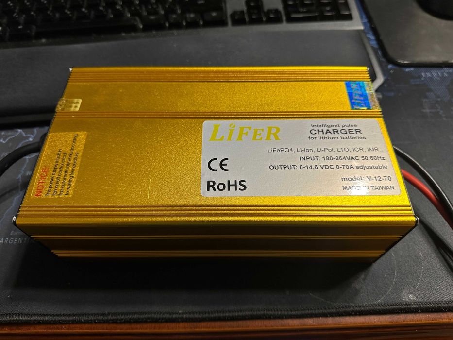 Зарядное устройство 12В 70А LiFePO4