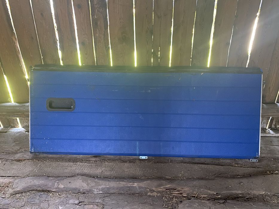 Brama segmentowa przemysłowa 203 / 322 Krispol