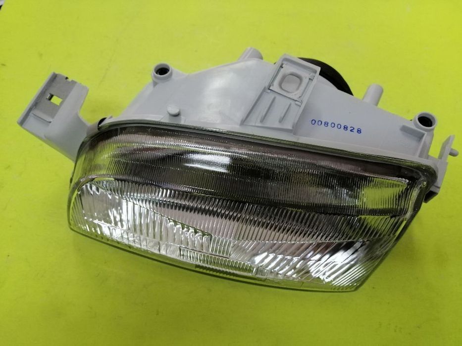 Farois frente Fiat Punto 55 e 60 Mk1 NOVOS