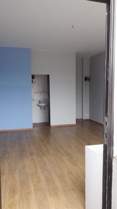 Wynajmę lokal o łącznej powierzchni 90m2