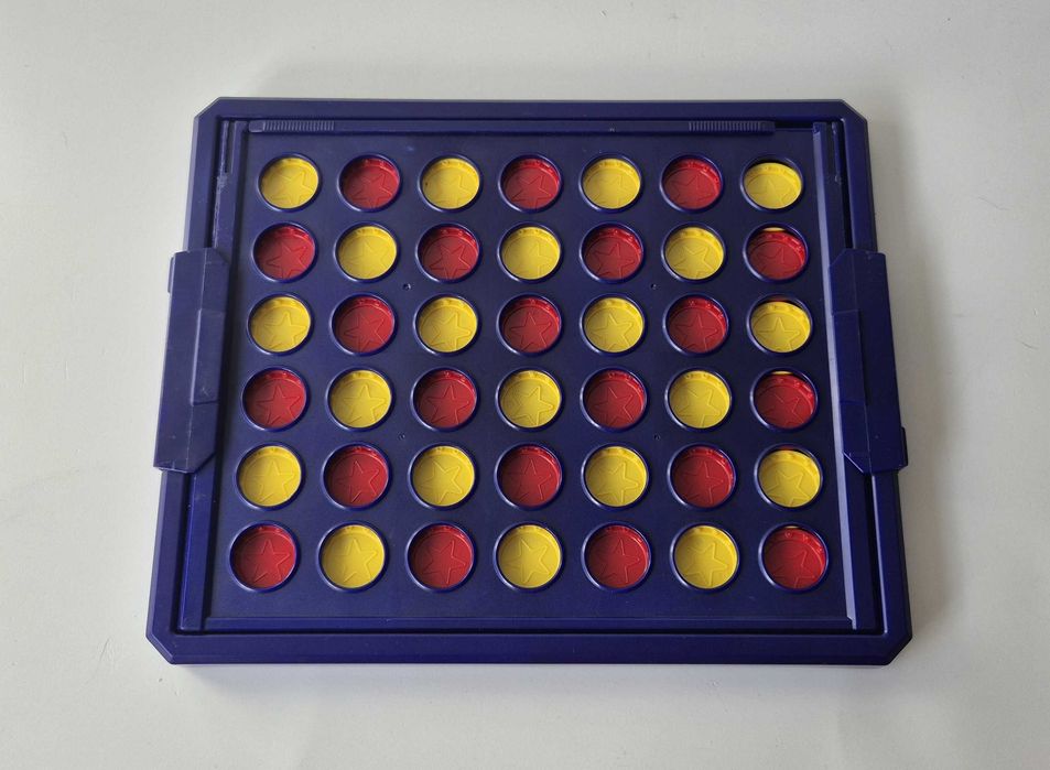 Jogo de tabuleiro Quatro em Linha / Connect 4
