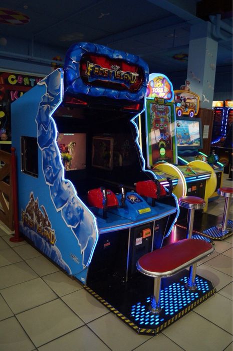 Автоматы игровые, детский центр