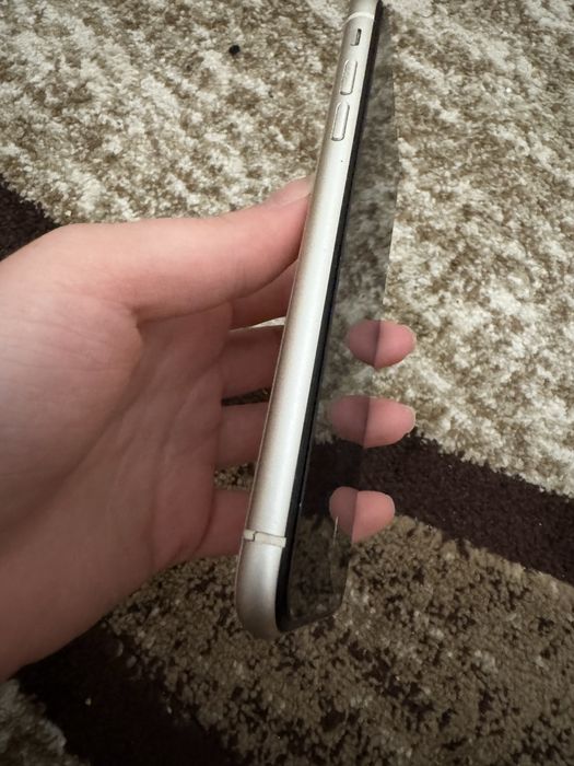 Iphone 11(б/у) 64гб акб 72% Можливий торг.
