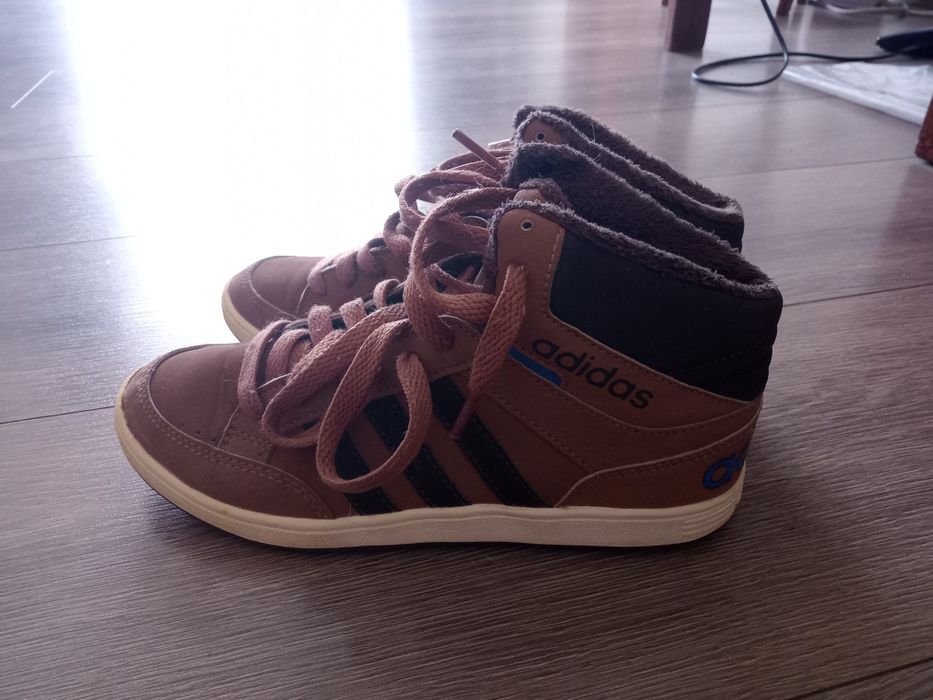 Кросівки adidas Hoops 2.0 Mid