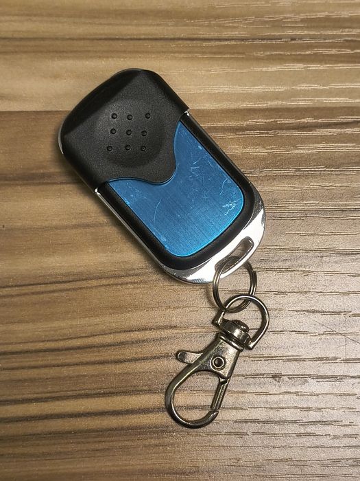 7 szt. Pilot uniwersalny do bramy, czterokanałowy, 7 szt