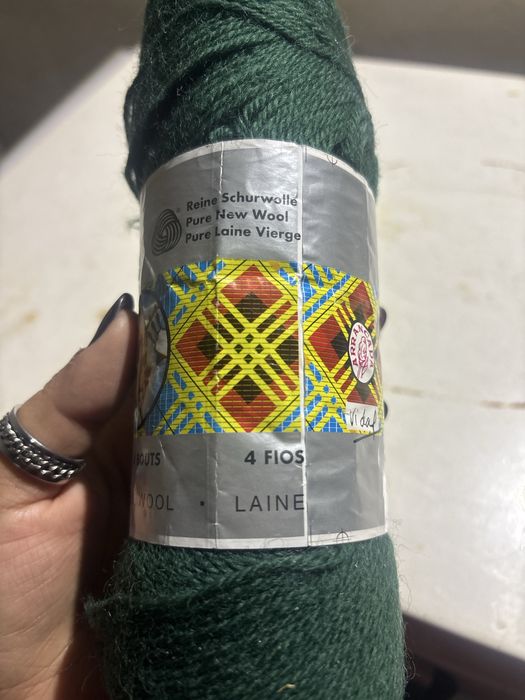 Meadas verde-escuro pura lã virgem 100 gramas